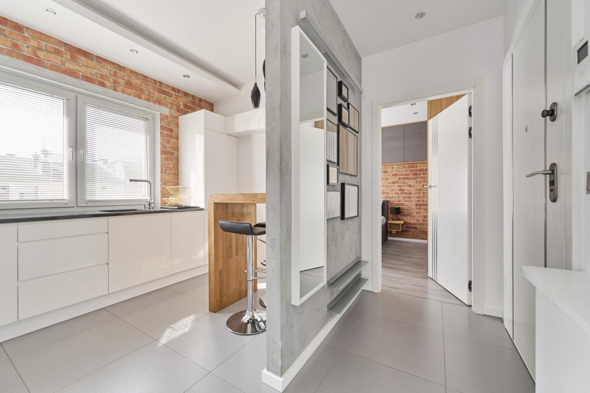 Stylish Kosciuszki Apartaments Near The Market Square With Free Garage Wroclaw By Noclegi Renters Esterno foto